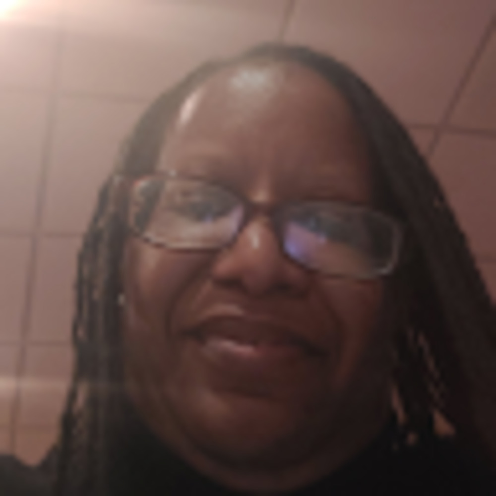 Meet your Posher, Traci